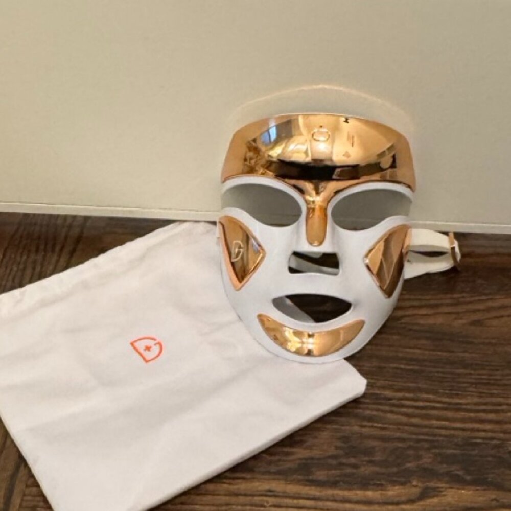 Dr Dennis Gross DRx SpectraLite FaceWare Pro LED Mask